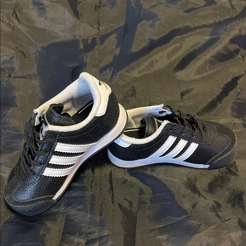 Toddler Black and White Sneakers